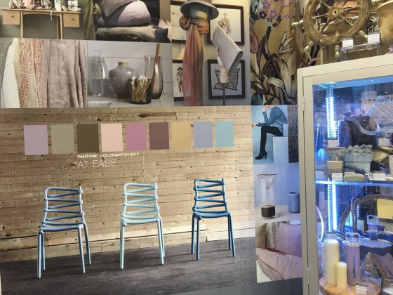 Allestimento Pantone 2016_4