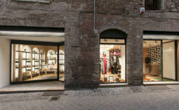 GIA 2019-2020 Italia: Kokeshi Concept Store – Jesi (AN) Kokeshi Concept Store vetrina