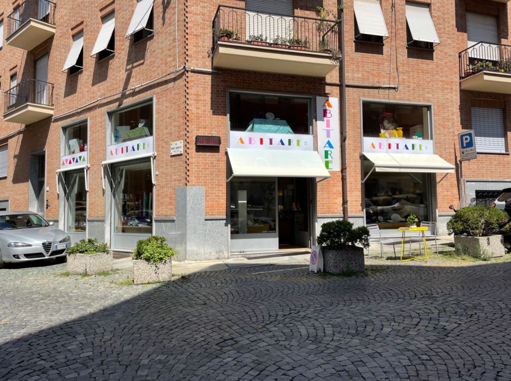 Abitare 1975