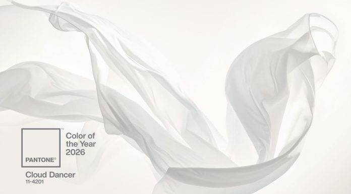 Pantone 2026: Cloud Dancer, il bianco che sussurra calma pantone 2026