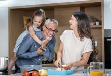 Festa dei Nonni: 5 strategie di Visual e Promo per accendere il punto vendita